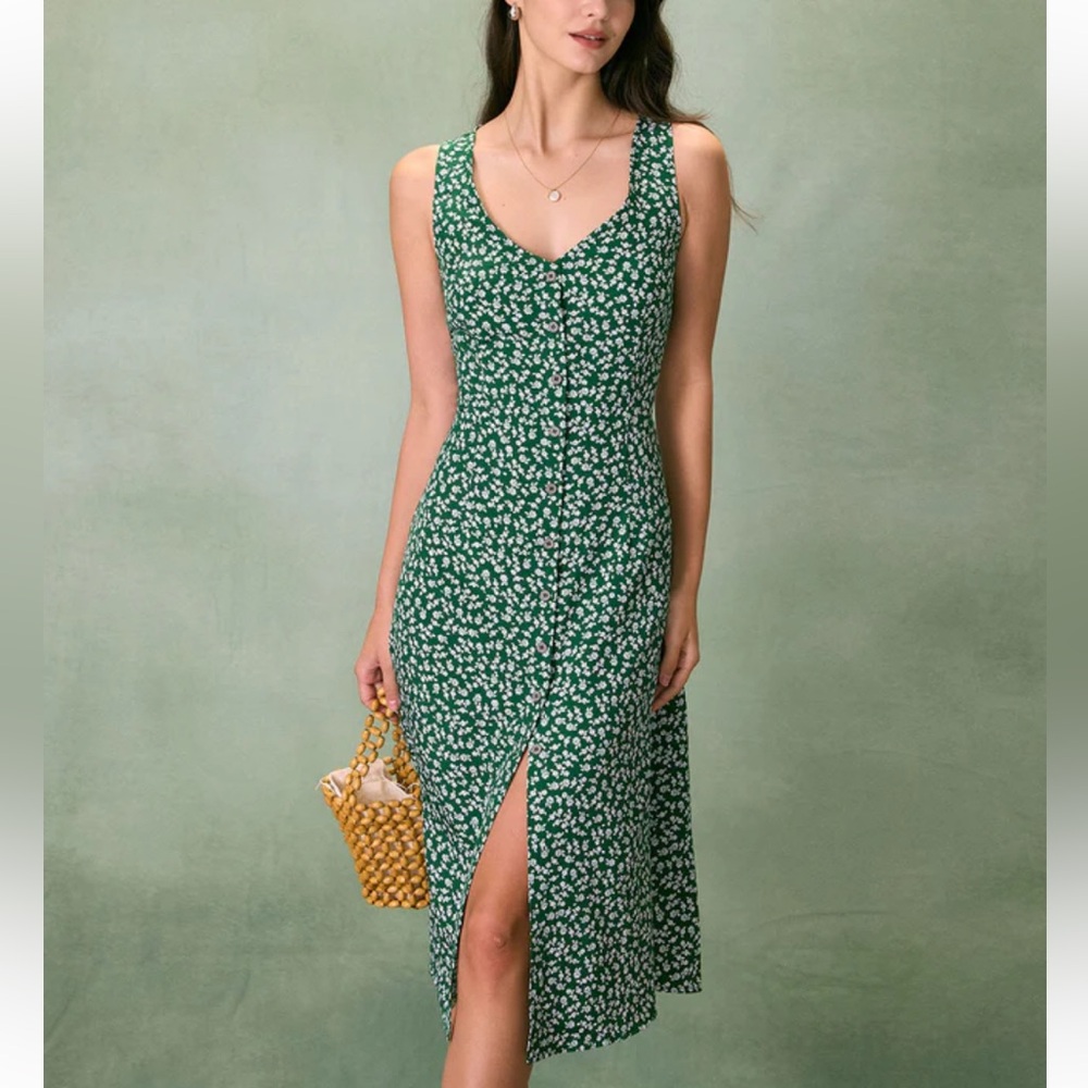 Rihoas Green V Neck Floral Button Midi Dress - Picture 2 of 10
